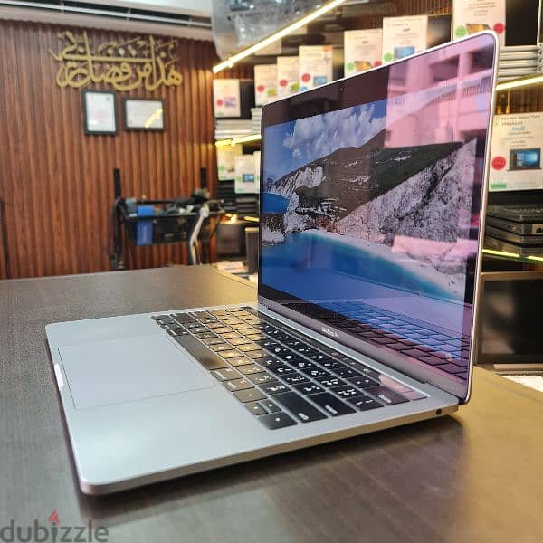 Apple Macbook Pro 2019
Core i5-8th Gen 2