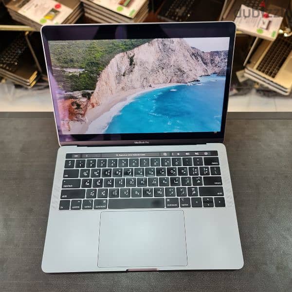 Apple Macbook Pro 2019
Core i5-8th Gen 3