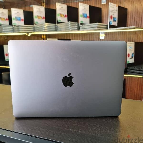 Apple Macbook Pro 2019
Core i5-8th Gen 4