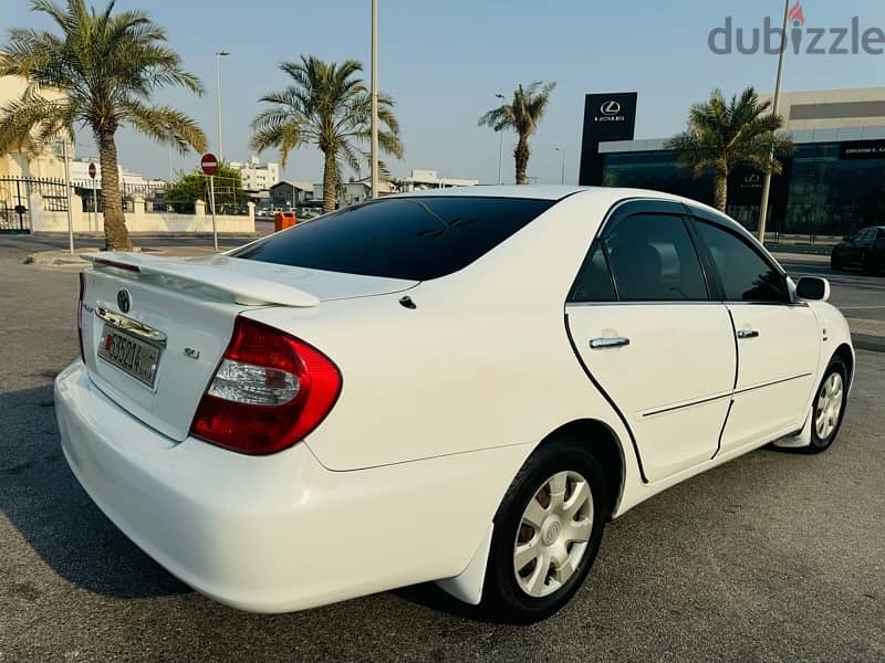 Toyota Camry 2004 1