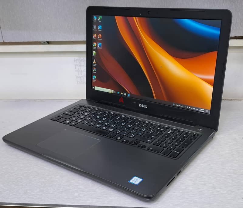 DELL Core i7 7th Generation Laptop 15.6" FHD Screen 8GB RAM 256GB SSD 1