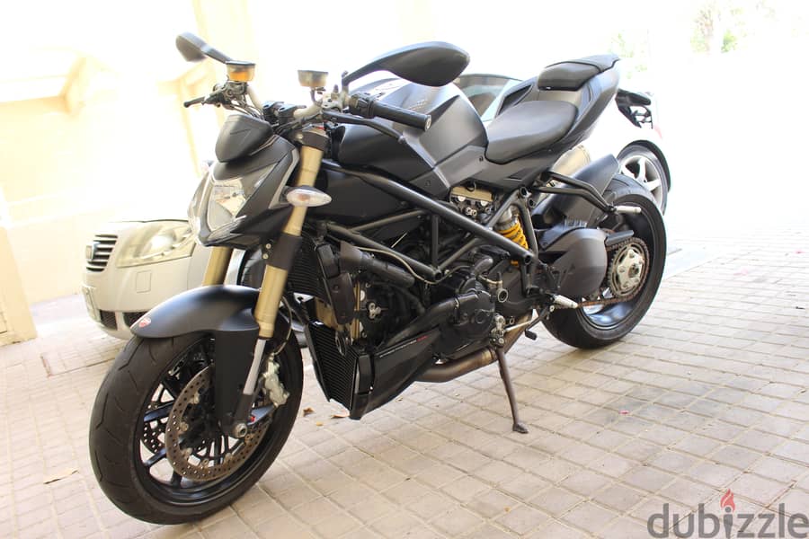 DUCATI STREETFIGHTER 0