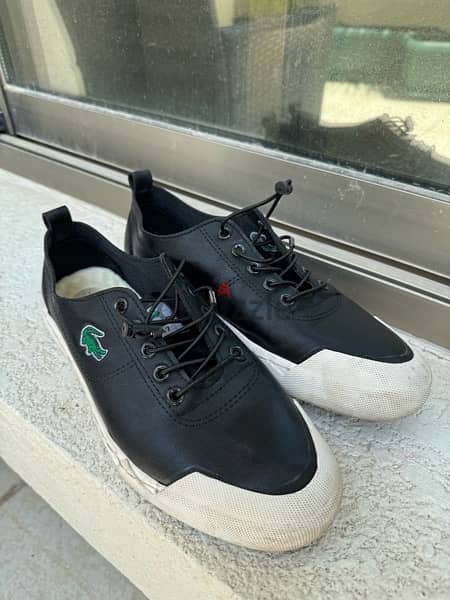 lacoste shoes size 42-43 very little used 1