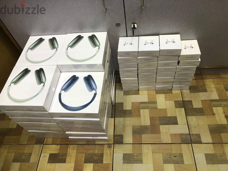 Airpods Max + Airpods Pro Quantity Available In Wholesale Price 1