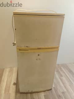 sonai medium sized fridge