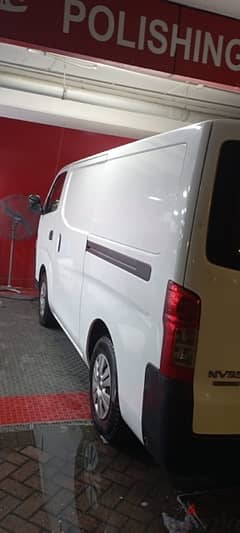 Nissan Urvan cargo van  2016 نيسان باص شحن 0