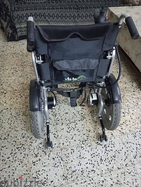 electronic wheelchair 17