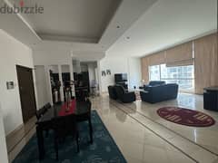 Huge 2 bedrooms flat with balcony and high ceiling call33276605