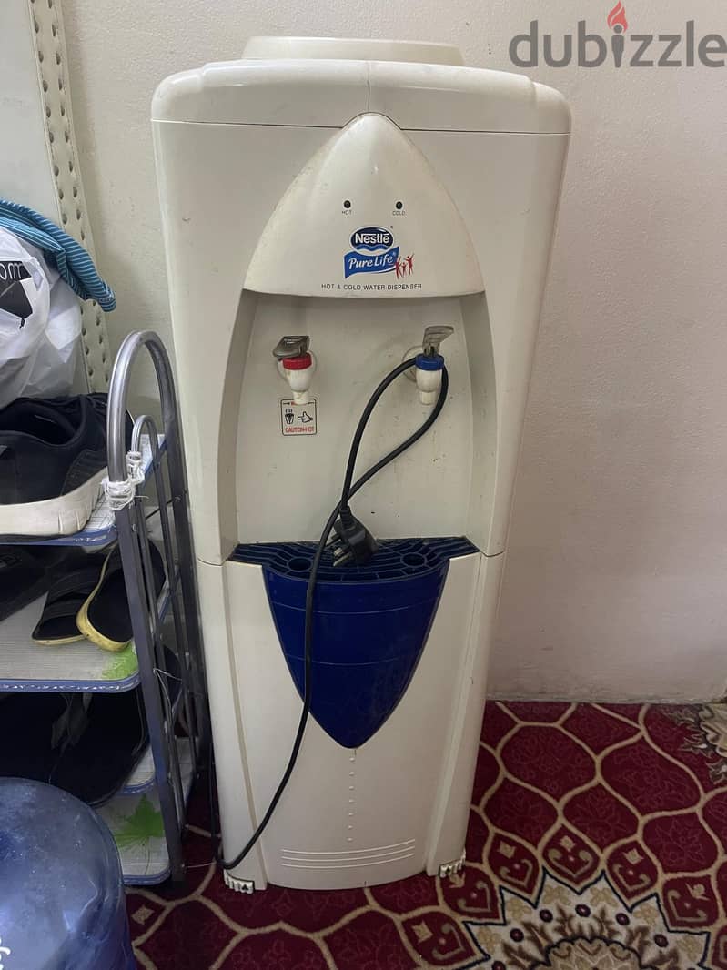 Water Dispenser Good working condition 0