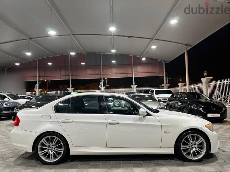 BMW 3-Series 2011 5