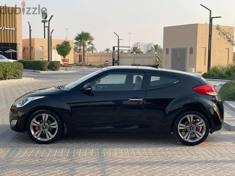 2013 Hyundai Veloster  full option 2