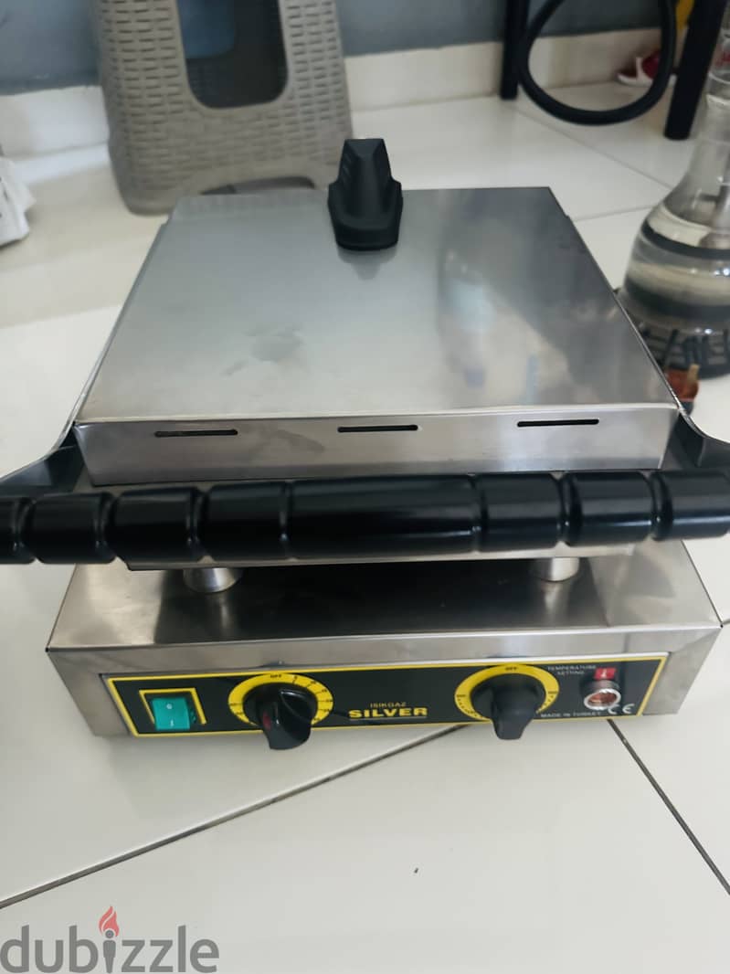 Commercial crepe and waffle maker for sale 2