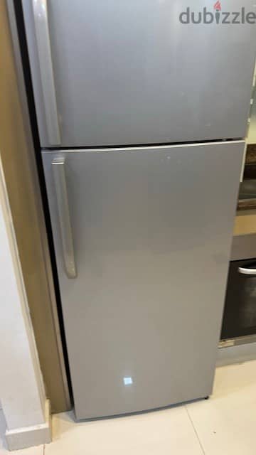 HISENSE REFRIGERATOR RT419N4DGN 0