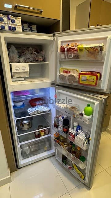 HISENSE REFRIGERATOR RT419N4DGN 3