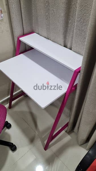 Kid's study table and chair for sale 1