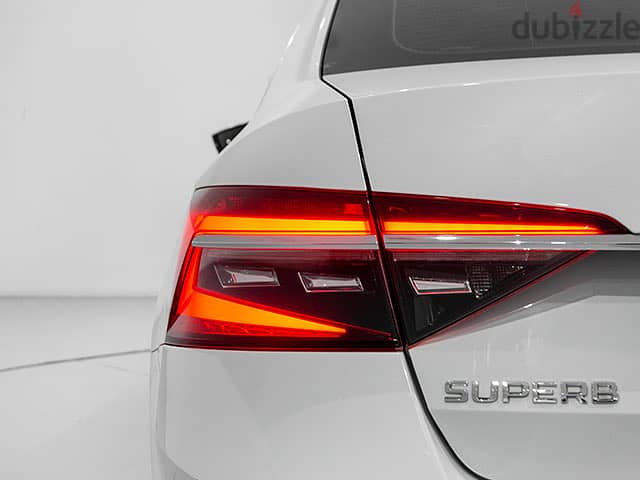 Skoda Superb 2021 L&K 5