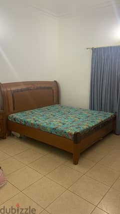 Strong King size bed room set 0