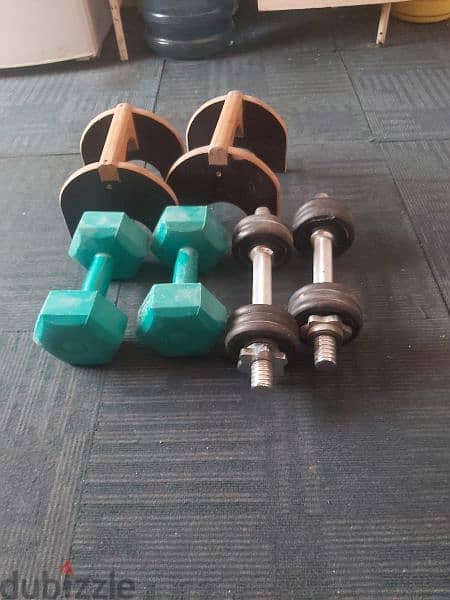 Gym equipments 0