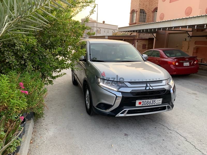 Mitsubishi Outlander 2020 1