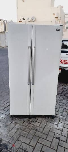 LG 608 ltr Side by Side Fridge Freezer 0