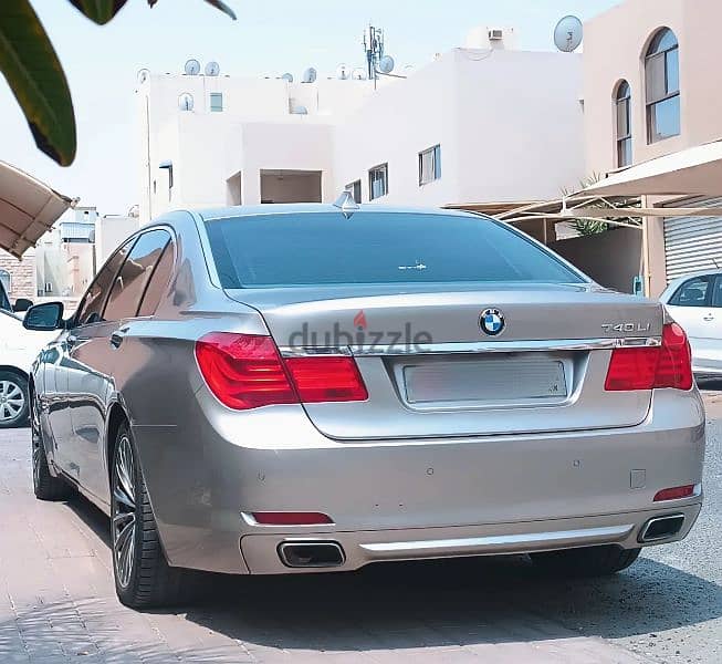 BMW 740Li 2010 V6 FULL OPTION ZERO ACCIDENT CAR FOR SALE 3