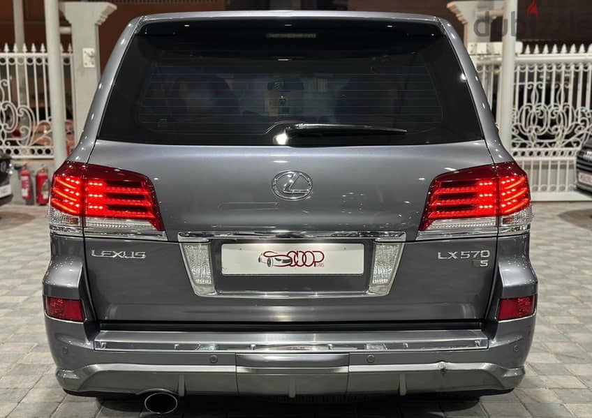 Lexus LX-Series 2014 7