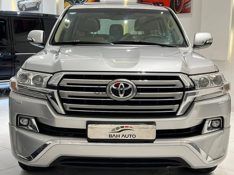 TOYOTA LAND CRUISER GXR MODEL 2017 FOR SALE 2