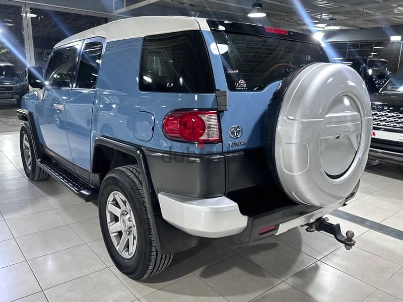 2014 Toyota FJ Cruiser 1