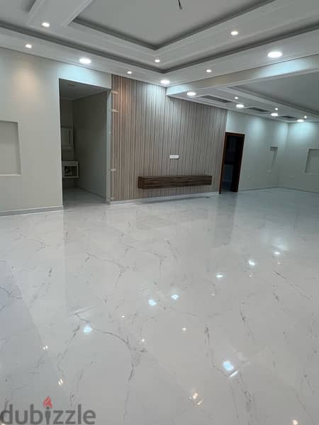 Villa for rent in zallaq 3