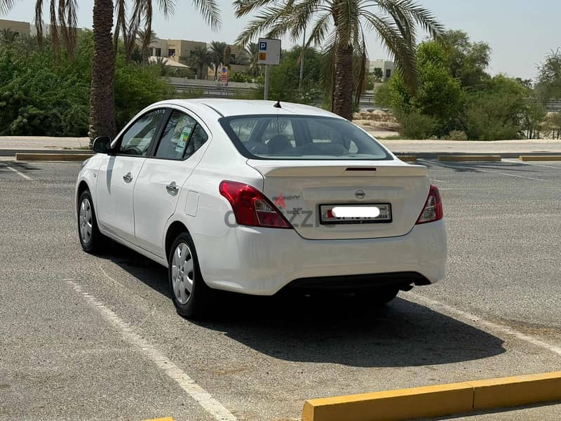 Nissan Sunny 2024 white 5