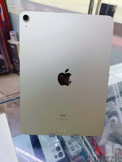 iPad Air (4th generation)  Purchase Date: October 2021 . Green colour