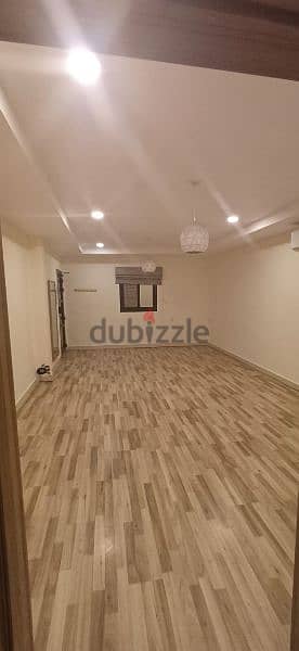 Studio flat with EWA AC in East Riffa 0