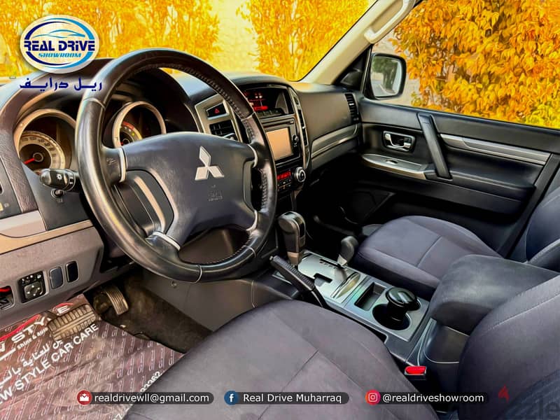 MISTUBISHI PAJERO GLS  Year-2019 -3.5L - 4WD  V6 Colour-Grey 38000km 4