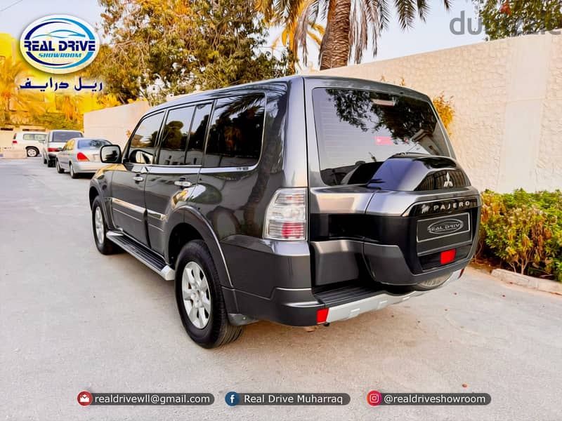 MISTUBISHI PAJERO GLS  Year-2019 -3.5L - 4WD  V6 Colour-Grey 38000km 10