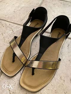 Beautiful Piccadilly sandal 0