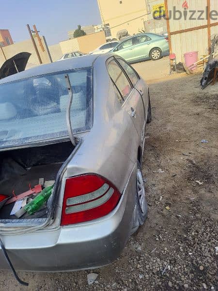 لبيع قطع غيار COROLLA  2001 2