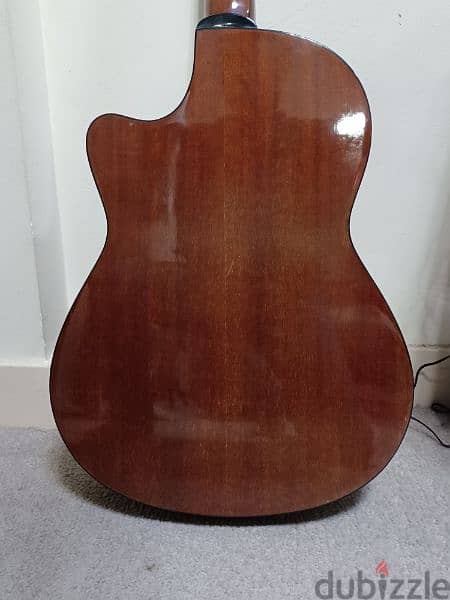 Takamine guitars EG 124-C 3