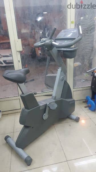 life fitness heavy duty bike 90bd more then 600bd orignal price 0