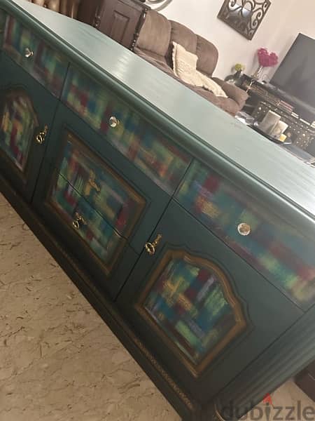 furniture in excellent condition 1