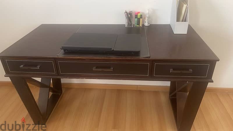 furniture in excellent condition 2