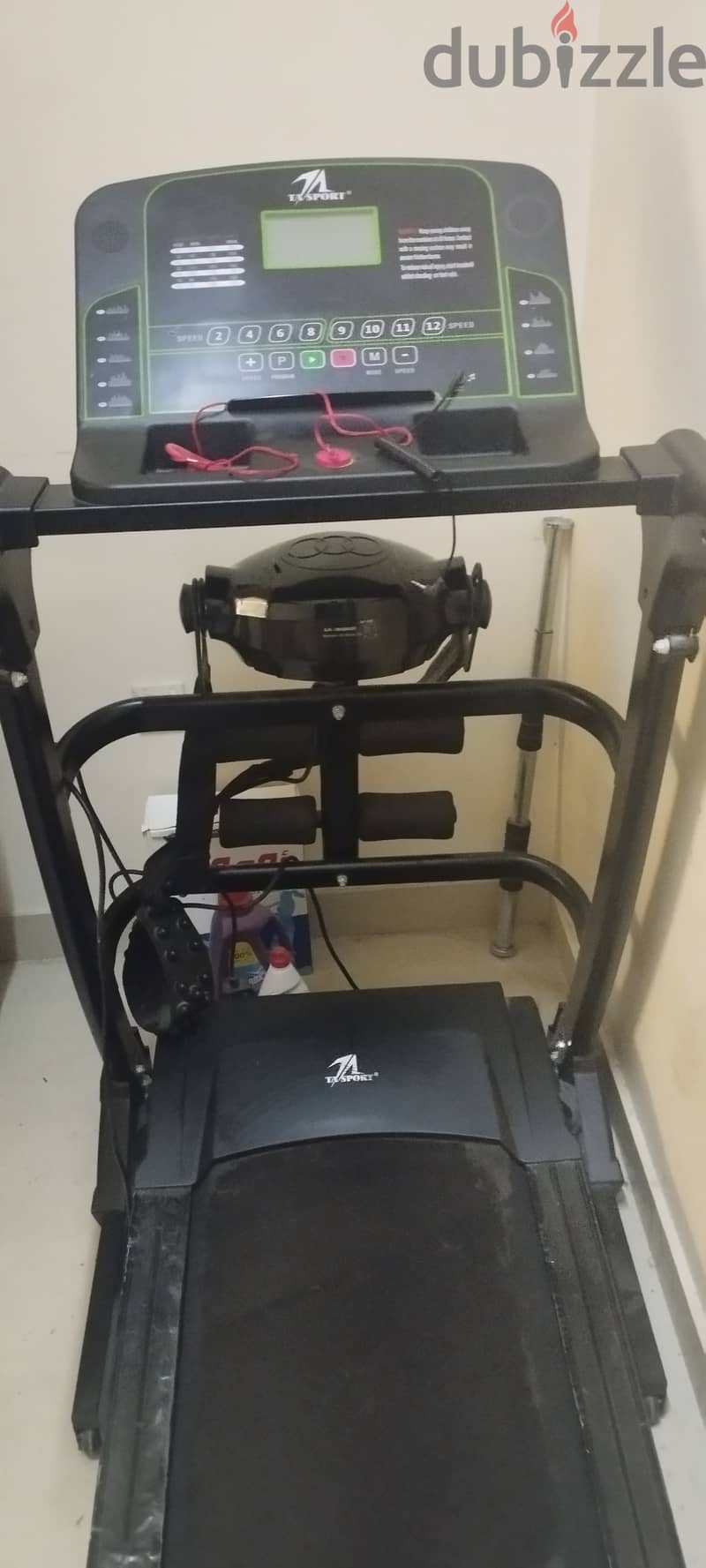 Treadmill very little used 40 BD 3