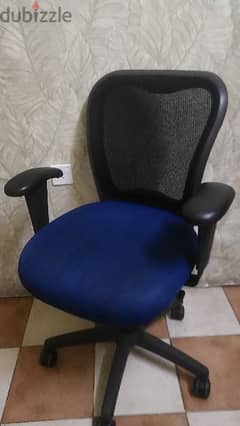 NEW OFFICE CHAIR, GOOD CONDITION 0