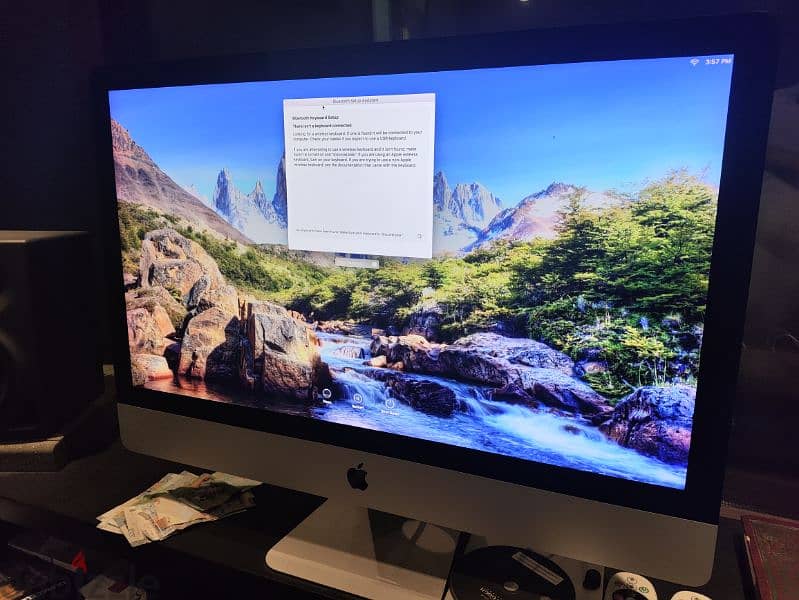 iMac (Retina 5k, 27", Late 2015) 0