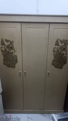 3 DOORS WARDROBE