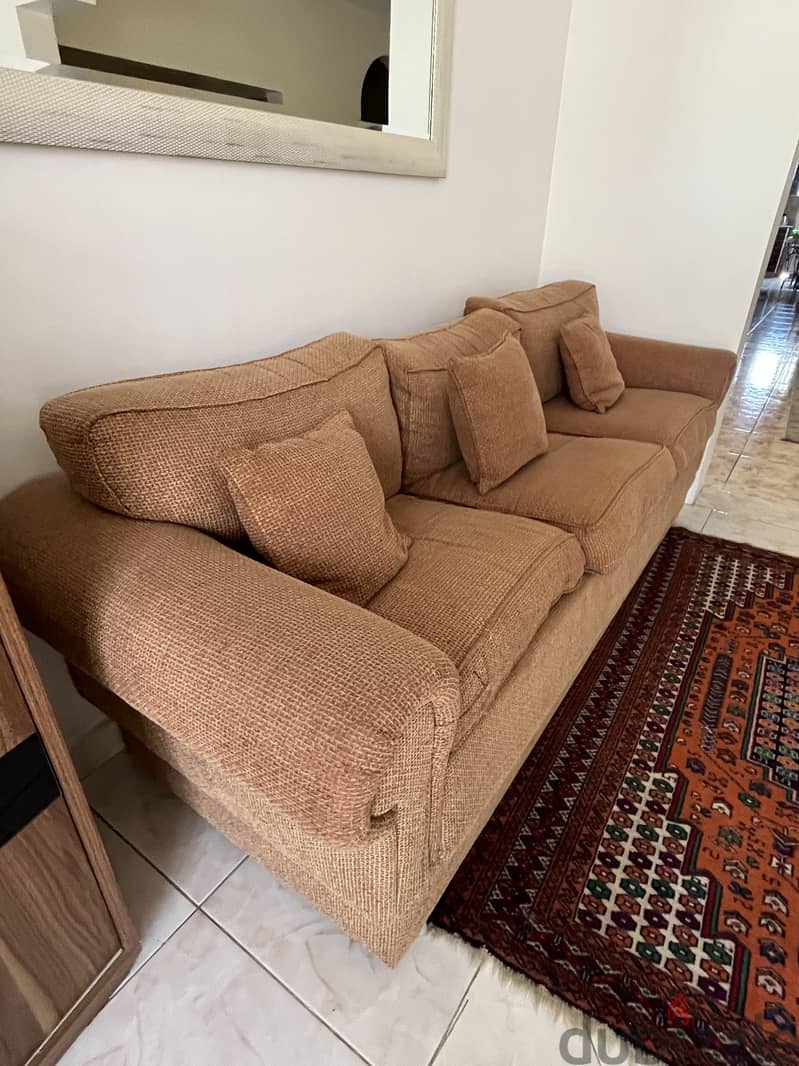 Sofa 3 seat in very good condition 1