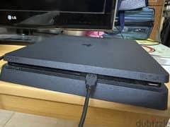 PS4 SLIM with controller and Box