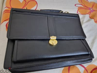 leather laptop bags 5bd each