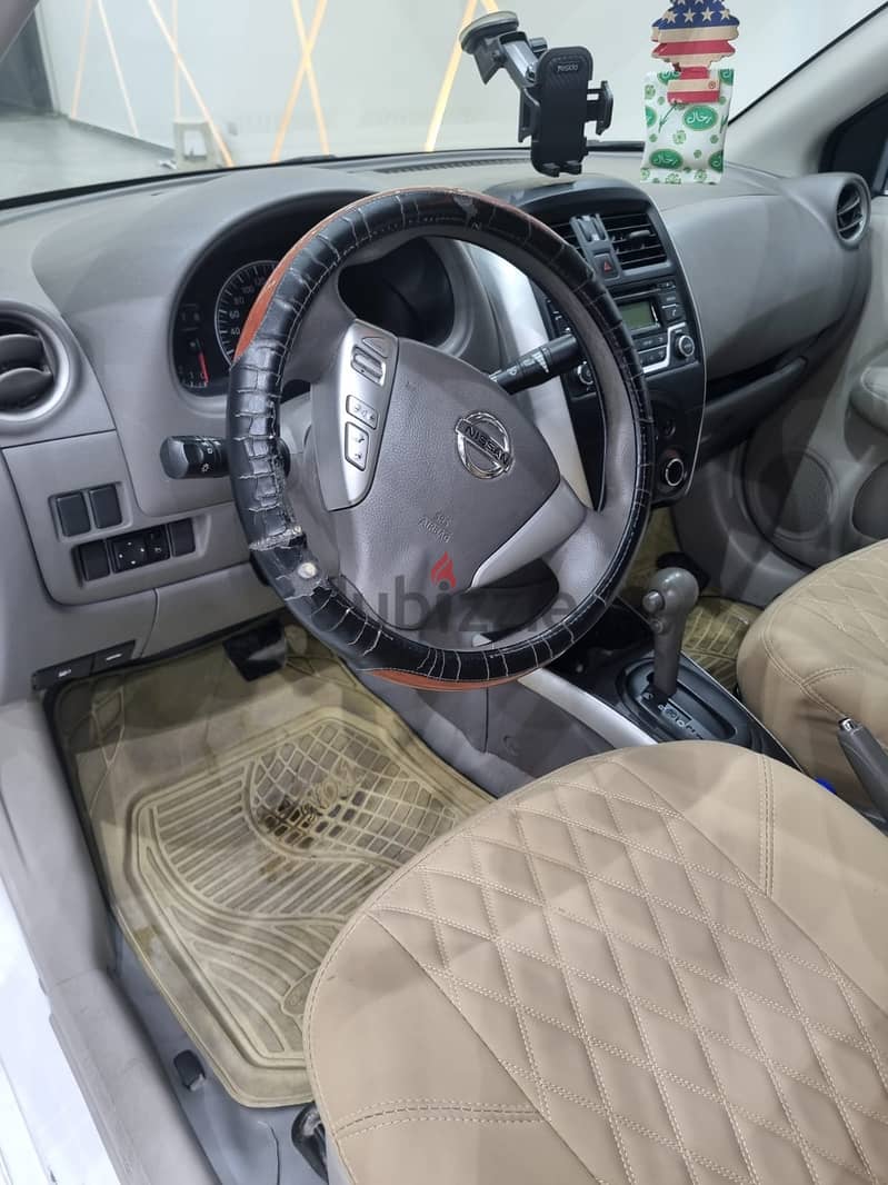 Nissan Sunny 2016 5