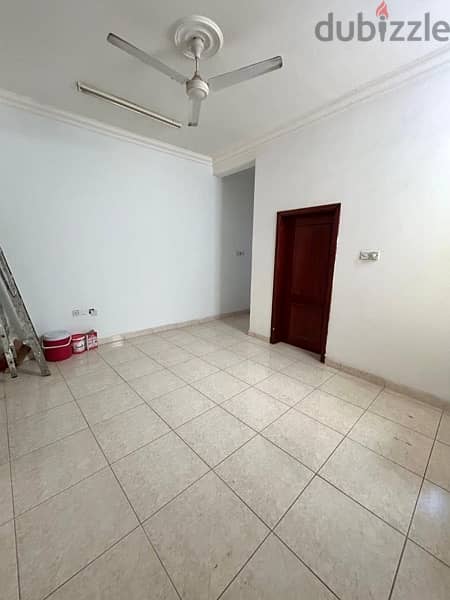 2BHK Flat in Muharraq شقة غرفتين في المحرق 1