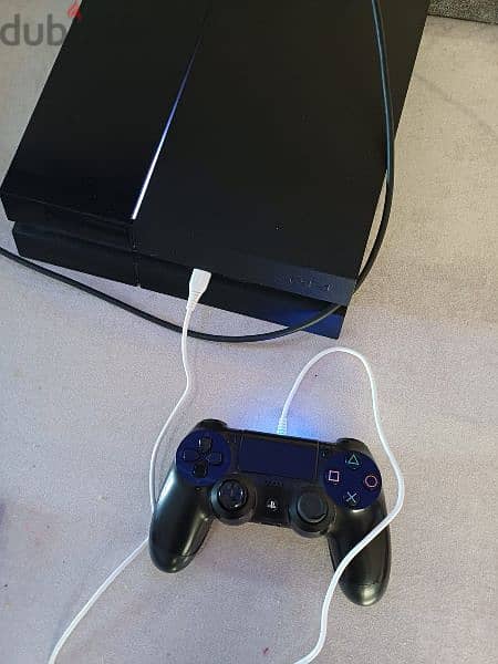 للبيع ps4 1t 4